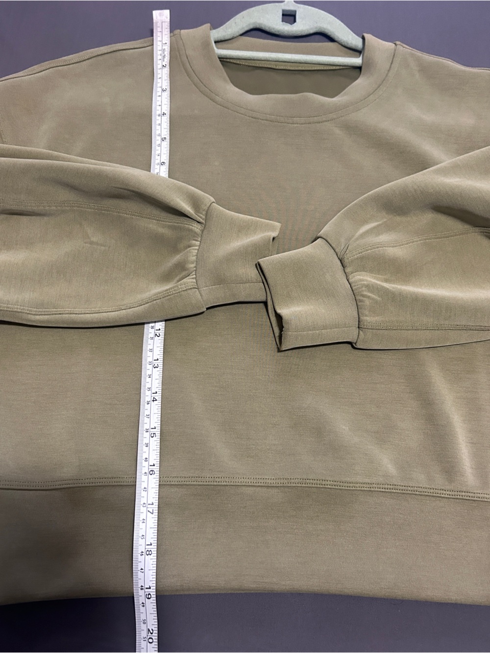 Lululemon Perfectly Oversized Cropped Crew *Softstreme™ Bronze Green Sz 2 - Picture 10 of 10
